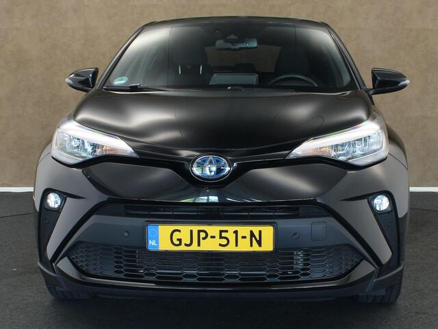 Toyota C-HR 1.8 Hybrid Style - NAVIGATIE - PARKEERASSISTENT - STOELVERWARMING - STUURVERWARMING - PARKEERSENSOREN VOOR/ ACHTER - KEYLESS ENTRY/ START - DODEHOEK DETECTIE - 18 INCH LICHT METALEN VELGEN - CAMERA