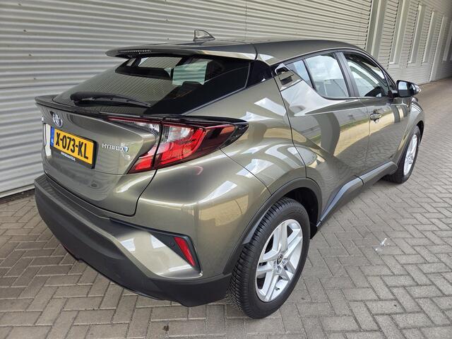 Toyota C-HR 1.8 Hybrid Business