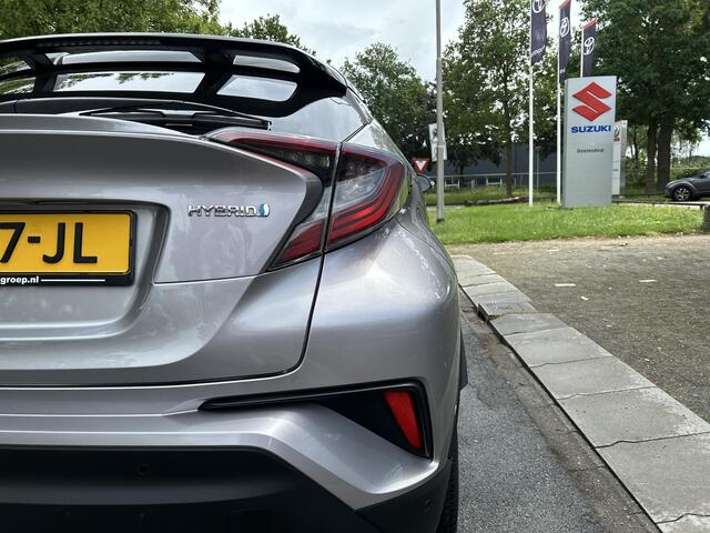 Toyota C-HR 1.8 Hybrid Bi-Tone