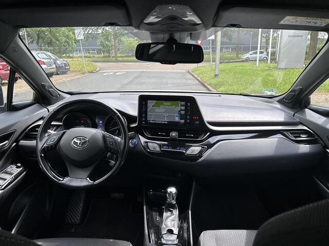 Toyota C-HR 1.8 Hybrid Bi-Tone