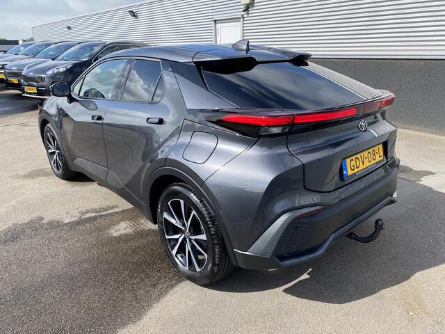 Toyota C-HR 1.8 Hybrid 140 First Edition Trekhaak, 360° camera, dodehoek detectie, Apple CarPlay/Android Auto, keyless, parkeersensoren, NL-auto!