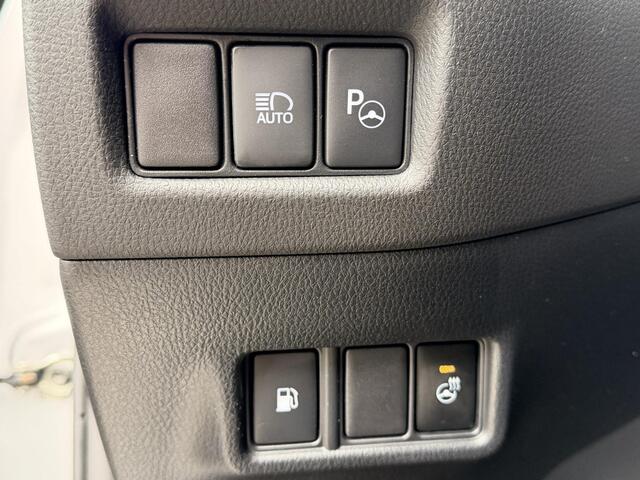 Toyota C-HR 1.8 Hybrid Bi-Tone Plus *LED*JBL*LEER*