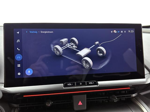Toyota C-HR 2.0 Plug-in Hybrid 220 Executive | BTW voertuig | JBL | Dodehoek detectie | Stoel+stuurverwarming | Elektrische achterklep | Parkeersensoren voor+achter | Apple CarPlay/Android auto | Climate control