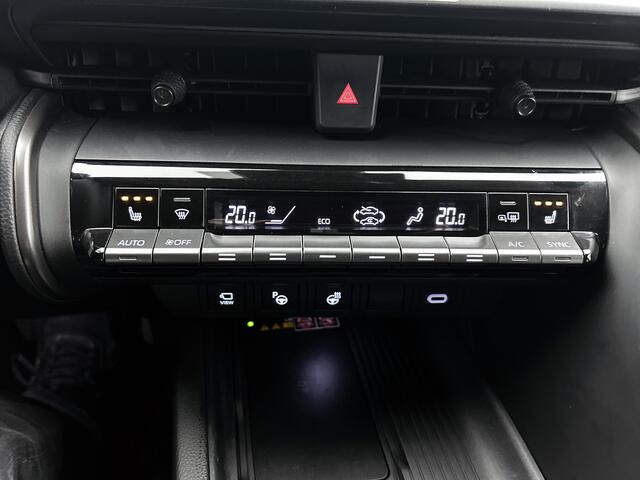 Toyota C-HR 2.0 Plug-in Hybrid 220 First Edition | Parkeersensoren V+A | Stuur-Stoelverwarming | Onderweg-naar-dealer