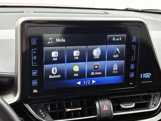 Toyota C-HR 1.8 Hybrid Style | Dealer onderhouden | Dodehoek detectie | JBL | Parkeersensoren voor+achter met assistent | Trekhaak afneembaar | Navigatie | Cruise control adaptive |
