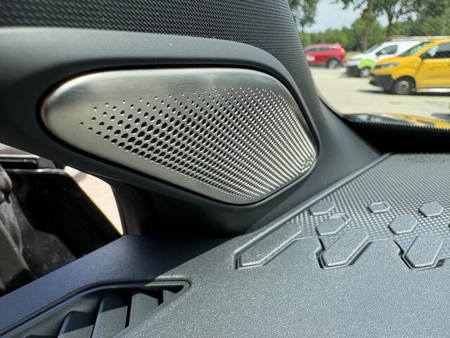 Toyota C-HR 2.0 PHEV 220 GR Premium | Pano | JBL | Trekhaak
