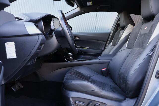 Toyota C-HR 2.0 Hybrid GR-Sport | Trekhaak | 19 Inch | Adaptieve Cruise | Apple Carplay / Android Auto | Sportstoelen | Camera