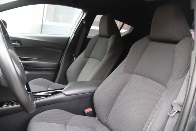 Toyota C-HR 1.8 Hybrid Dynamic, Stoelverwarming, Camera, Cruise, Navi
