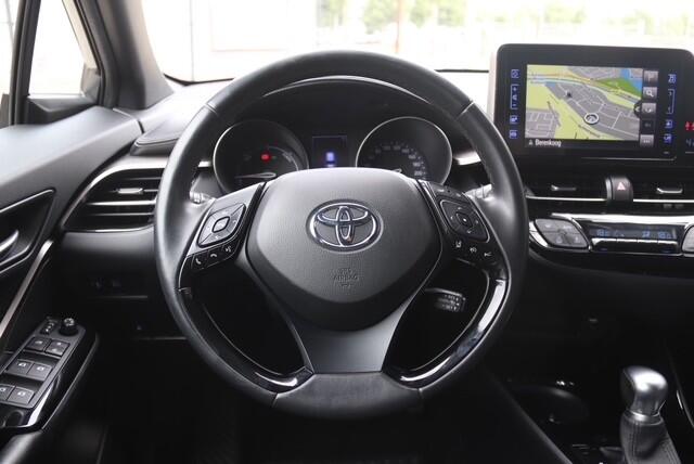 Toyota C-HR 1.8 Hybrid Dynamic, Stoelverwarming, Camera, Cruise, Navi