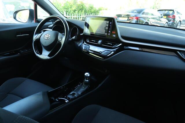 Toyota C-HR 1.8 HYBRID DYNAMIC | ACC | CAMERA | TREKHAAK | KEY-LESS | NAVI