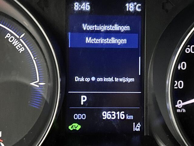 Toyota C-HR 1.8 Hybrid Style | Dodehoek detectie | Parkeersensoren voor+achter | Stoelverwarming | Trekhaak afneembaar | Navigatie | Apple CarPlay/Android auto | Full LED verlichting |