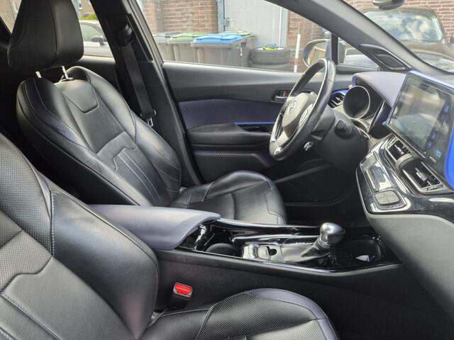 Toyota C-HR 1.8 Hybrid Bi-Tone clima Camera leer