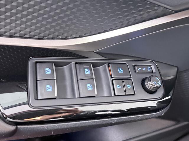 Toyota C-HR 1.8 Hybrid Bi-Tone | Navigatie | Leder | PDC | BLS |