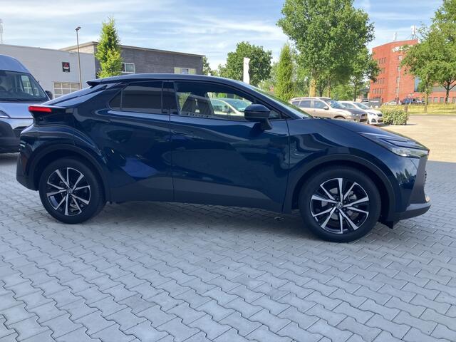 Toyota C-HR 1.8 Hybrid 140 Dynamic | Bi Tone | Blindspot