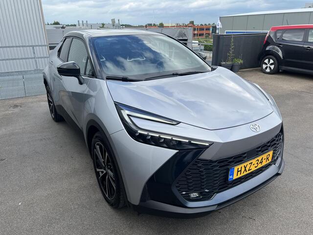 Toyota C-HR 2.0 Plug-in Hybrid 220 Executive