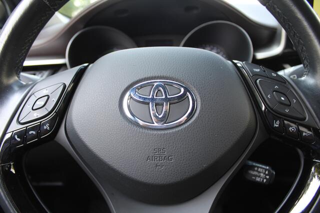 Toyota C-HR 1.8 Hybrid Executive | Rijklaar | Parelmoer | Stoelverw. | Navi | PDC | Camera | Bluetooth | Clima | Adap.Cruise