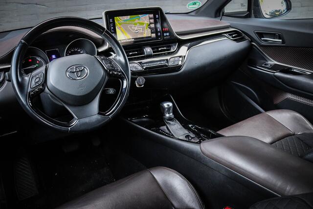 Toyota C-HR 1.8 Hybrid Executive Net binnen-Nu al te bezichtigen