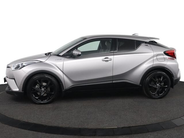 Toyota C-HR 1.8 Hybrid Executive | Parkeersensoren | Adaptieve Cruise-Control | Stoelverwarming |