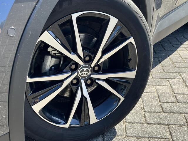 Toyota C-HR 1.8 Hybrid 140 First Edition / 360 Graden camera