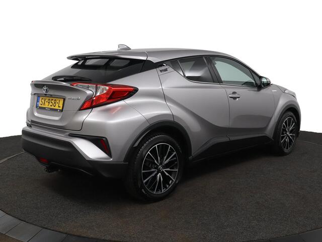 Toyota C-HR 1.8 Hybrid Dynamic | Adavative Cruise Control | Navigatie | Achteruitrijcamera | Trekhaak | Stoelverwarming |