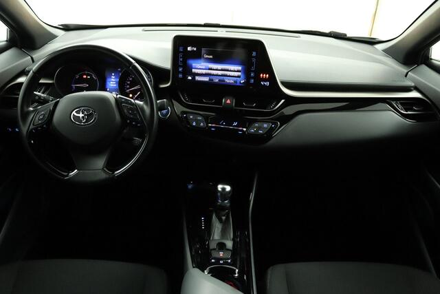 Toyota C-HR 1.8 Hybrid Dynamic | Adavative Cruise Control | Navigatie | Achteruitrijcamera | Trekhaak | Stoelverwarming |