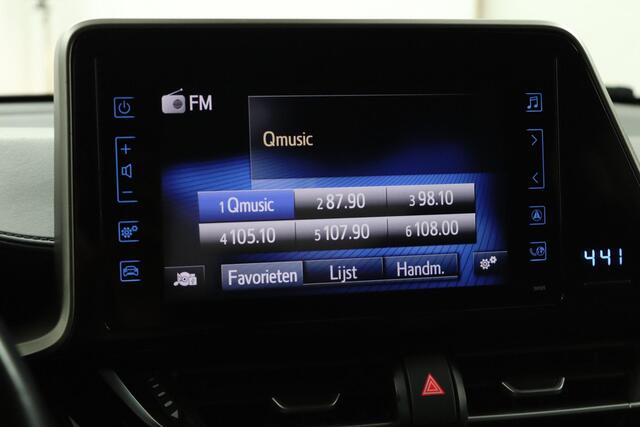 Toyota C-HR 1.8 Hybrid Dynamic | Adavative Cruise Control | Navigatie | Achteruitrijcamera | Trekhaak | Stoelverwarming |