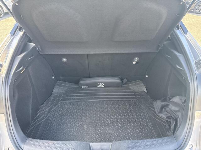 Toyota C-HR 1.8 Hybrid Executive | Navigatie | Achteruitrijcamera | Leder