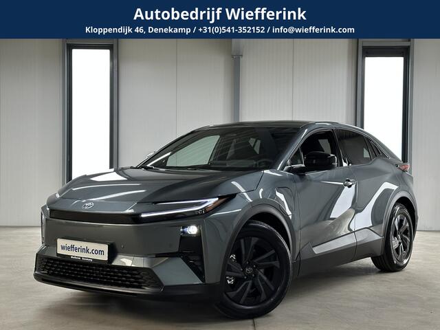 Toyota C-HR First Edition 77 kWh | Navi | Acc | Camera | el. achterklep |