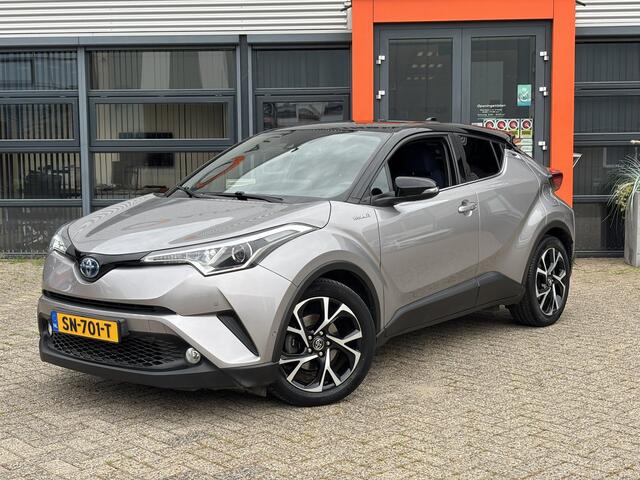 Toyota C-HR 1.8 Hybrid Bi-Tone / Navi / NL Auto / Cruise Control / Camera / NAP /