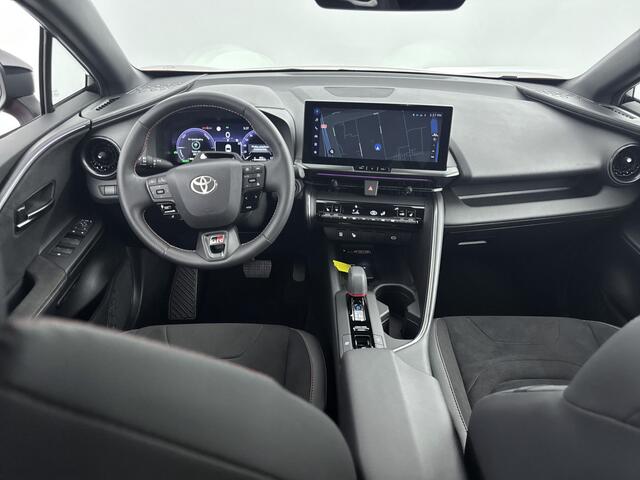 Toyota C-HR 2.0 Hybrid 200 GR SPORT PLUS | 360 Camera | Parkeersensoren voor+achter met Assistent | Trekhaak | Elektrische achterklep | Dodehoek detectie | Stoelverwarming | Apple CarPlay/Android Auto | Cruise Control Adaptive |