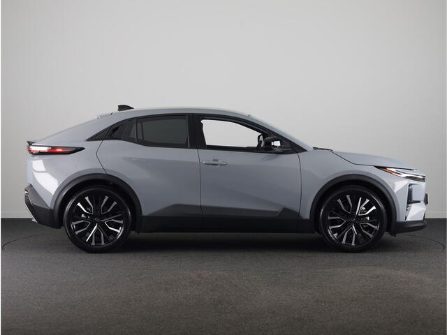 Toyota C-HR First Edition 228 pk WLTP 607 KM range EV deal || Nu met ¤ 4.000,- korting