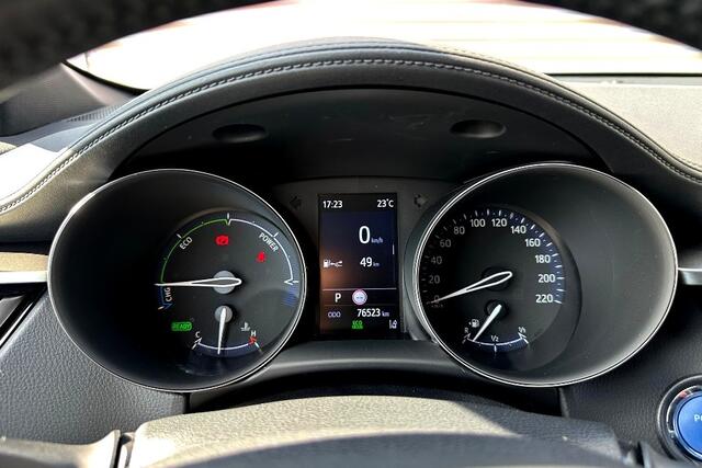 Toyota C-HR 2.0 Hybrid Style Bi-Tone Safety + Winter-pakket