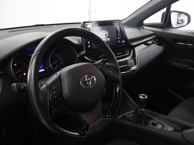 Toyota C-HR 1.2 Urban | Trekhaak Afneembaar | Parkeercamera | Navigatie | Climate Control | Keyless Go |