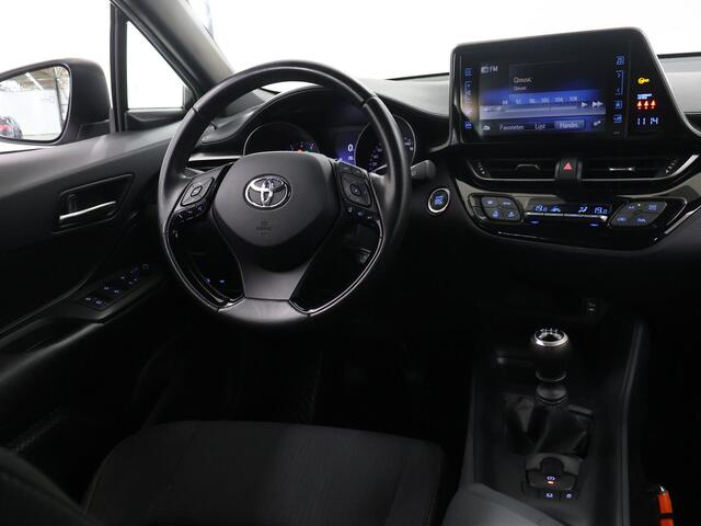 Toyota C-HR 1.2 Urban | Trekhaak Afneembaar | Parkeercamera | Navigatie | Climate Control | Keyless Go |