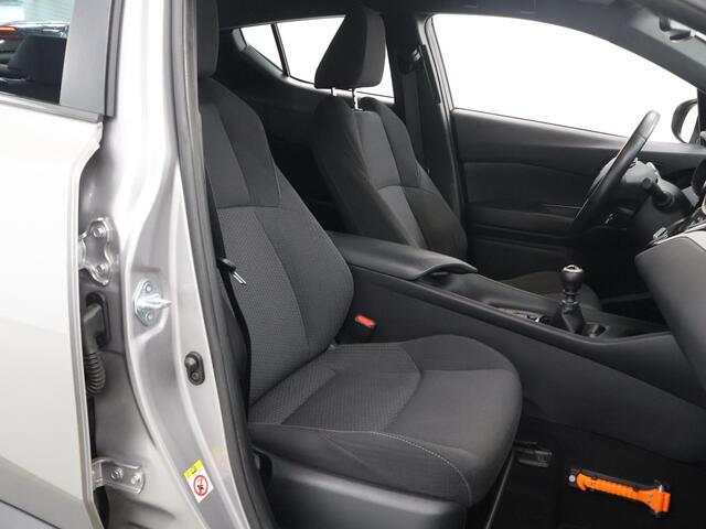 Toyota C-HR 1.2 Urban | Trekhaak Afneembaar | Parkeercamera | Navigatie | Climate Control | Keyless Go |