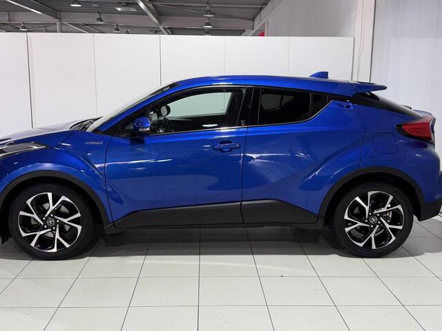 Toyota C-HR 1.8 Hybrid Style | Trekhaak | Stuurwielverwarming | Goed onderhouden |