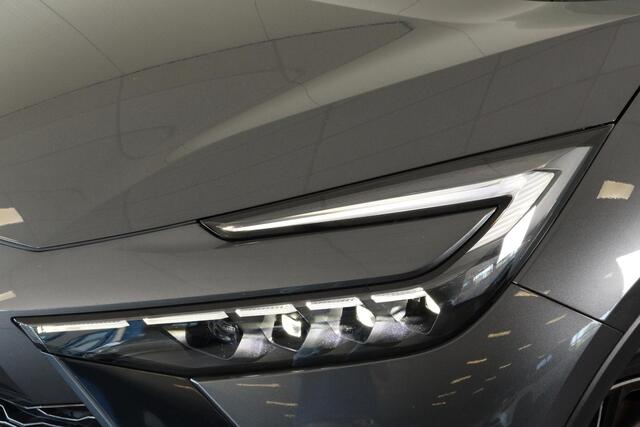 Toyota C-HR 2.0 Plug-in Hybrid 220 Executive