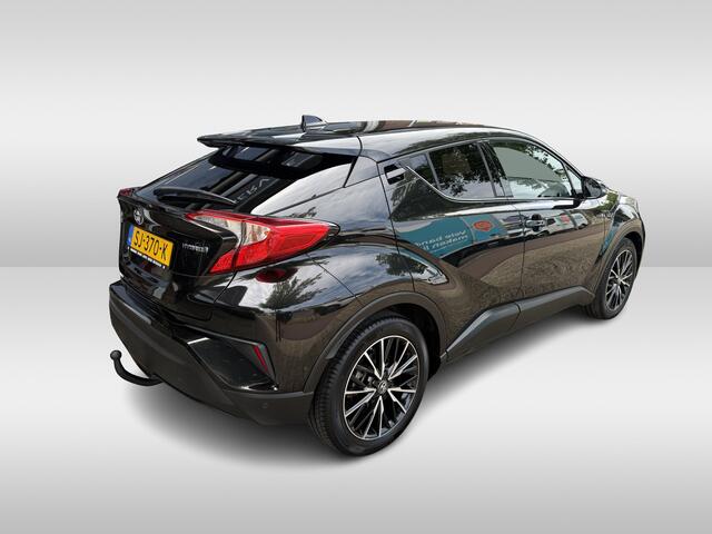 Toyota C-HR 1.8 Hybrid Dynamic | stoelverwarming | 18 inch velgen | achteruitrijcamera | afneembare trekhaak |