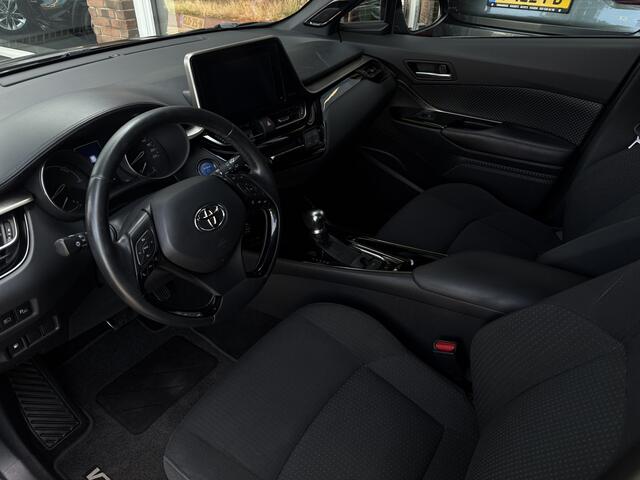 Toyota C-HR 1.8 Hybrid Dynamic | stoelverwarming | 18 inch velgen | achteruitrijcamera | afneembare trekhaak |