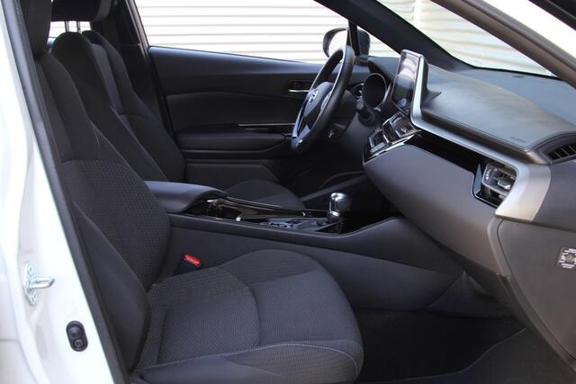 Toyota C-HR 1.8 Hybrid Bi-Tone Plus