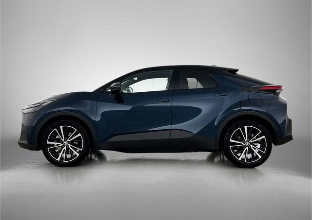 Toyota C-HR 2.0 Plug-in Hybrid 220 Executive Demo