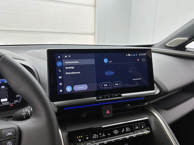 Toyota C-HR 2.0 Plug-in Hybrid 220 Executive Demo