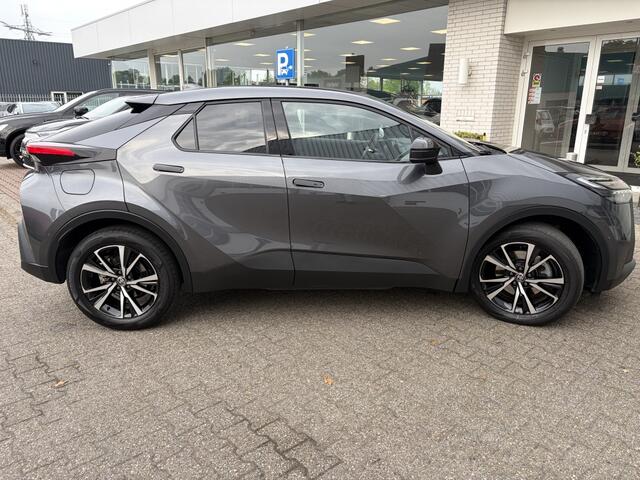 Toyota C-HR 2.0 PHEV 220 First Edition | Stuur/stoelverwarming | Sensoren V/