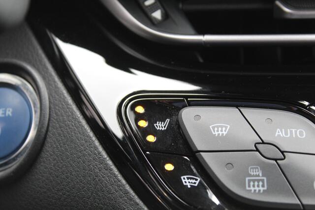 Toyota C-HR 1.8 Hybrid Style Bi-Tone | Rijklaar | Blind Spot | Stoelverw. | LED | Keyless | Sensoren v+a | Apple/Android | Dealer onderhouden