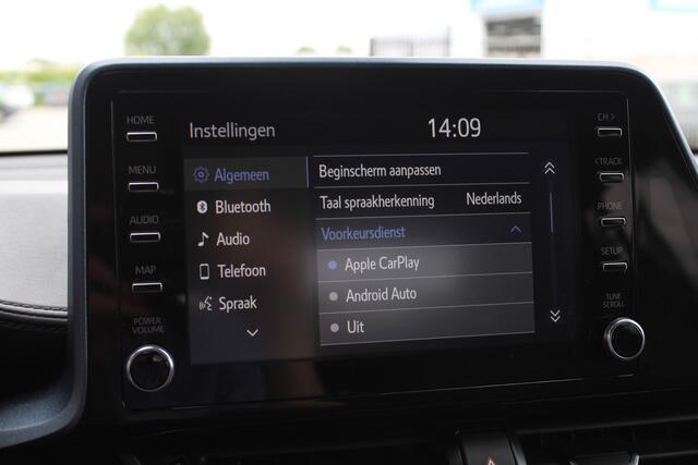 Toyota C-HR 1.8 Hybrid Style Bi-Tone | Rijklaar | Blind Spot | Stoelverw. | LED | Keyless | Sensoren v+a | Apple/Android | Dealer onderhouden