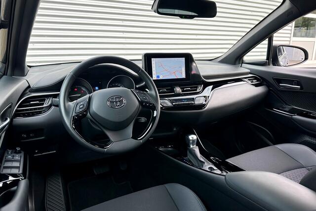 Toyota C-HR 1.8 Hybrid Bi-Tone Winter- +Safety-pakket