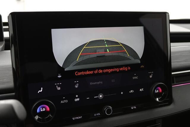 Toyota C-HR First Edition 77 kWh | Smart Entry | Parkeersensoren Rondom | Navigatie |