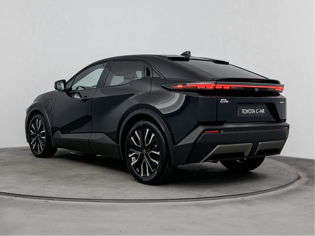Toyota C-HR First Edition 77 kWh *EV-Deal* | Apple Carplay & Android Auto | Parkeercamera | 20 inch | *
