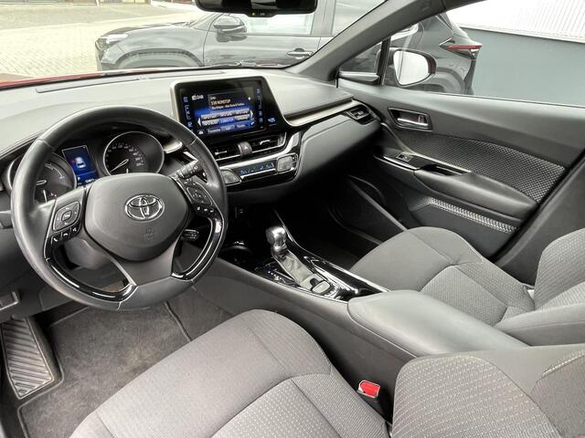 Toyota C-HR 1.8 Hybrid Style | Full map navigatie | Stoelverwarming | Dodehoekdetectie