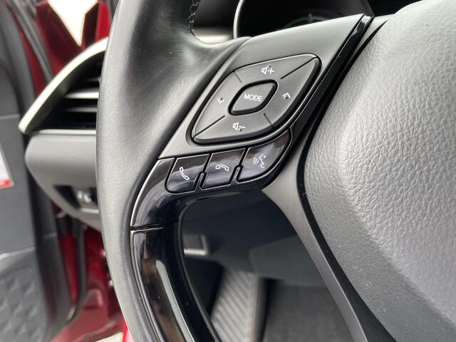 Toyota C-HR 1.8 Hybrid Style | Full map navigatie | Stoelverwarming | Dodehoekdetectie
